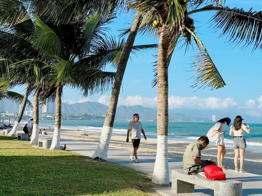 Beachfront Scenia Bay Apartment Nha Trang Eksteriør billede