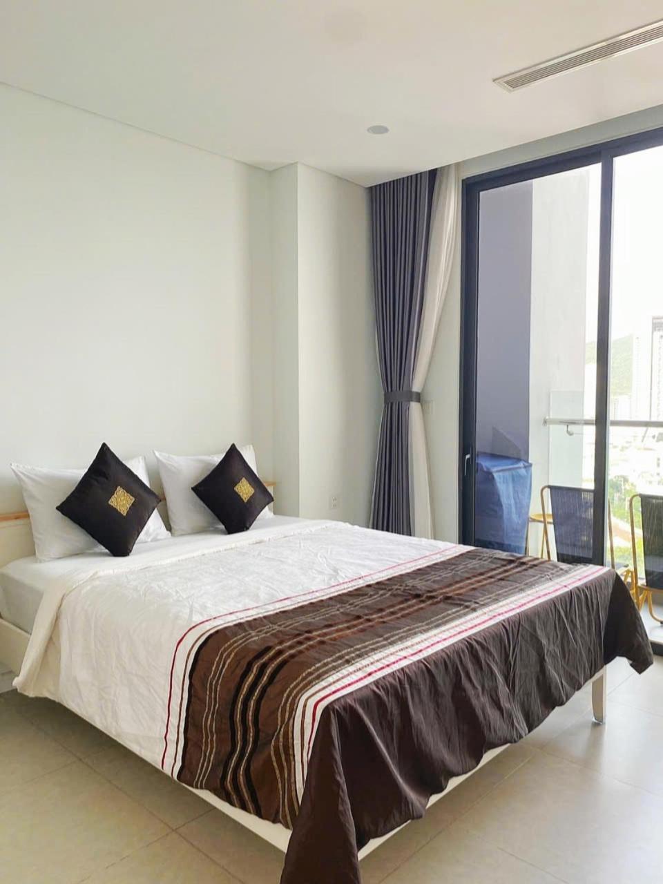 Beachfront Scenia Bay Apartment Nha Trang Eksteriør billede